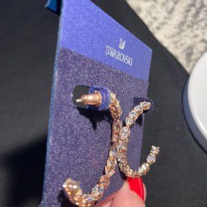 Swarovski Crystal Multi Cut Rose Gold Hoop Hearings